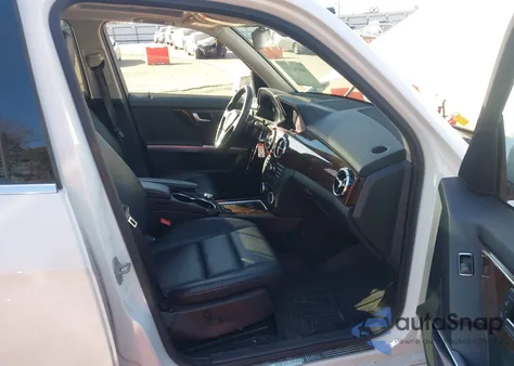 2014 Mercedes-Benz Glk 350 4Matic z USA, uszkodzony, nr VIN WDCGG8JB5EG331271